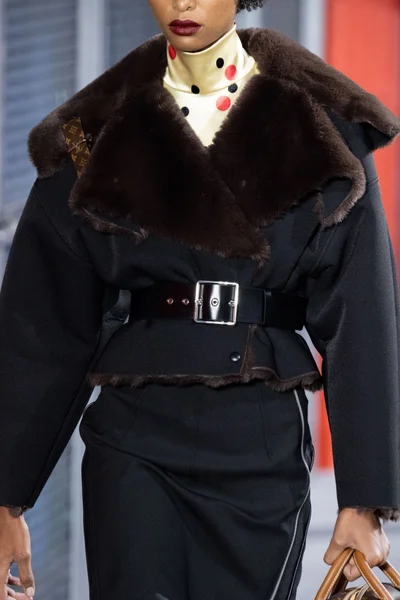 Look 107